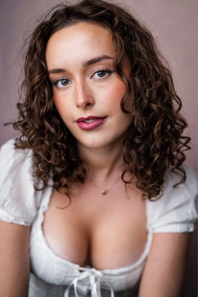 Mia Cradle, musical theatre performer represented by CCM