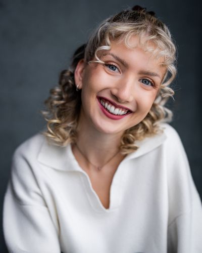 Kyra Lea, musical theatre performer represented by CCM